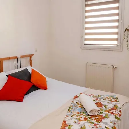 Apartmán Superbe T3 70m2, Spacieux Et Lumineux, 4eme Etage Avec Ascenseur, Parking Et Terrasse, Centre De *
