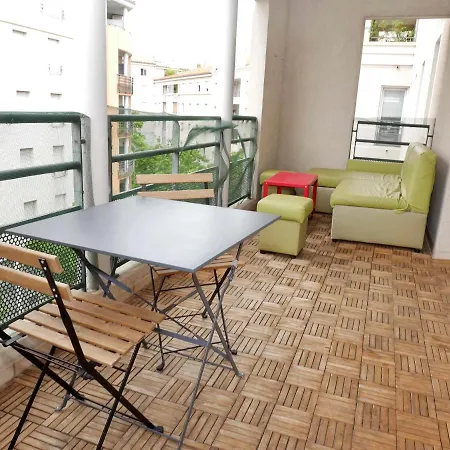Superbe T3 70m2, Spacieux Et Lumineux, 4eme Etage Avec Ascenseur, Parking Et Terrasse, Centre De Apartmán Montpellier