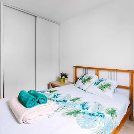 Lägenhet T3 With Parking, Port Marianne, Tram To Centre, Beaches,