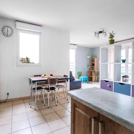 T3 With Parking, Port Marianne, Tram To Centre, Beaches, Montpellier